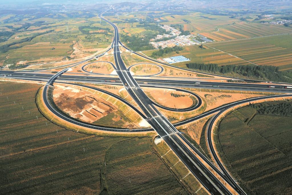 遼寧省建昌至興城高速公路